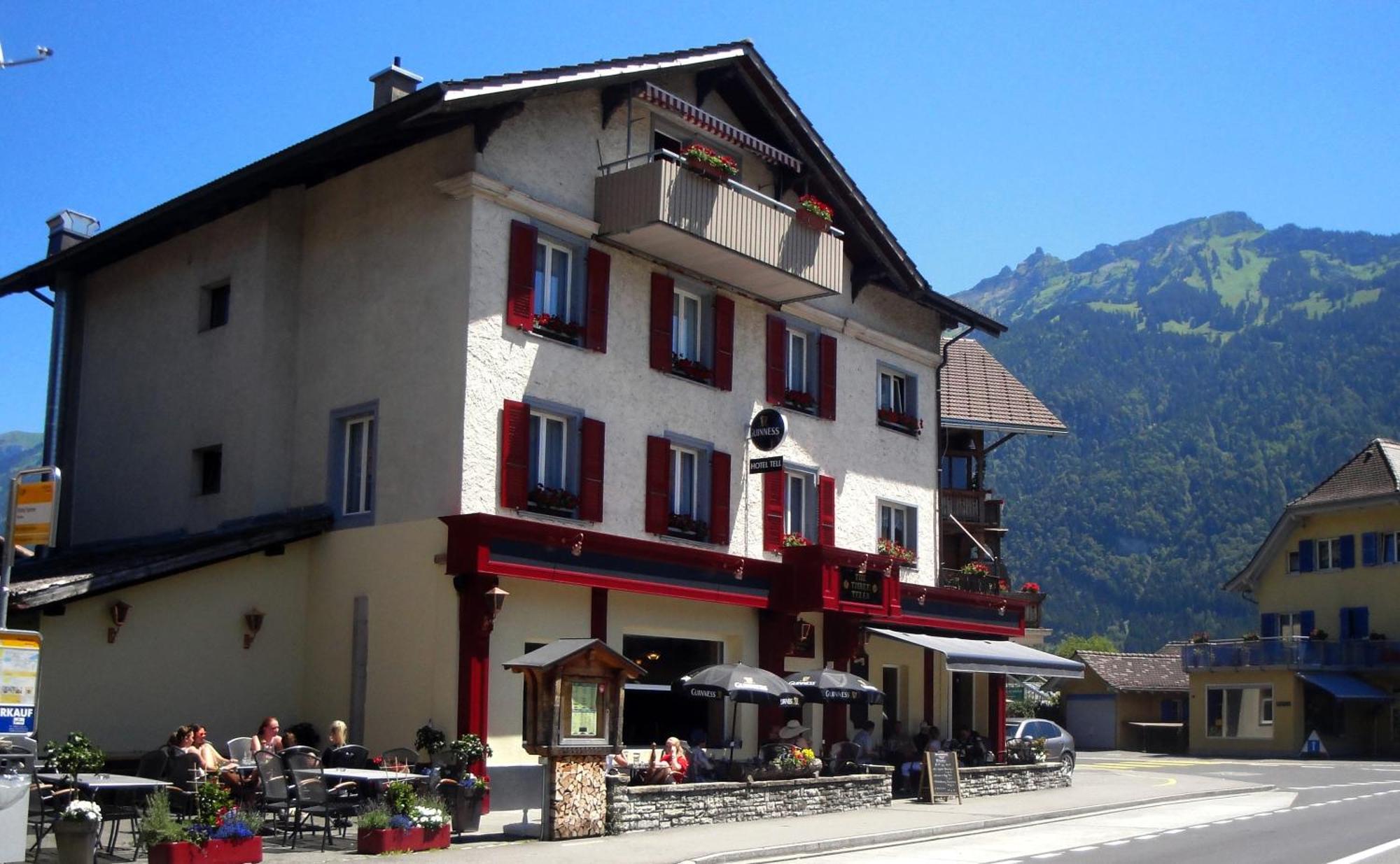 Hotel Tell Unterseen Buitenkant foto