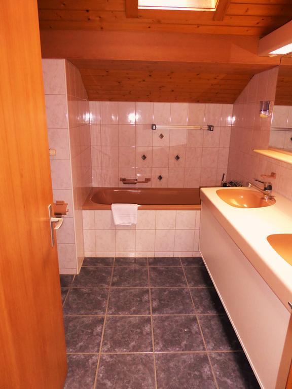 Hotel Tell Unterseen Buitenkant foto