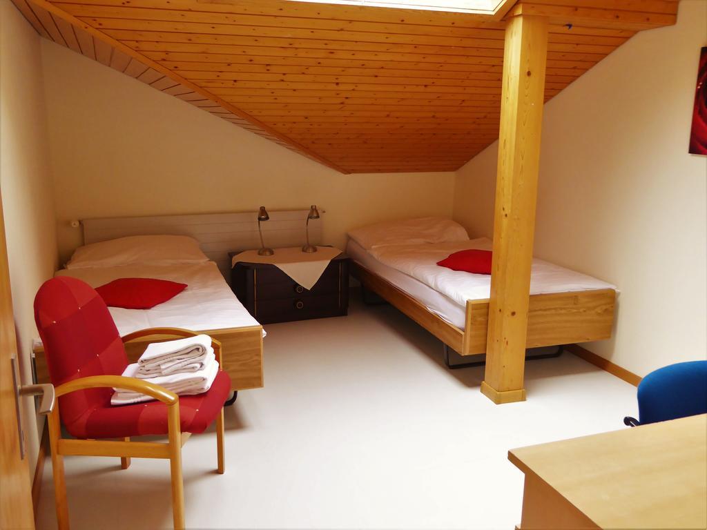 Hotel Tell Unterseen Buitenkant foto
